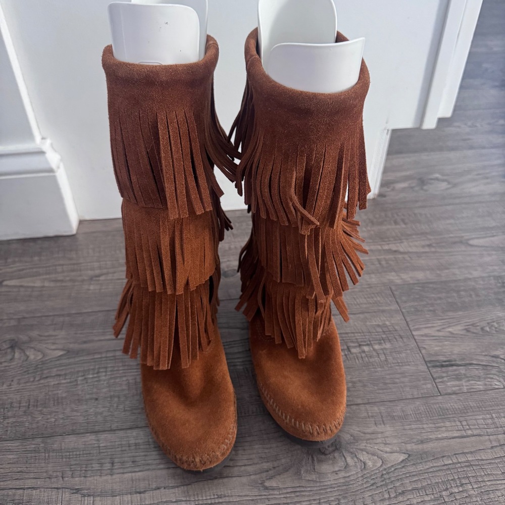 Minnetonka Womens 3-Layer Fringe Boots Brown Suede Moccasin Mid-Calf 1632 Size 6